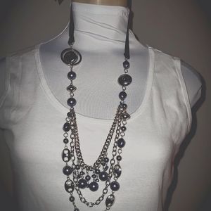 Beautiful Necklace w/ Earrings